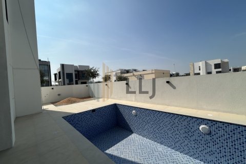 Villa de 4 dormitorios en  Yas Island, UAE No. 86962 19