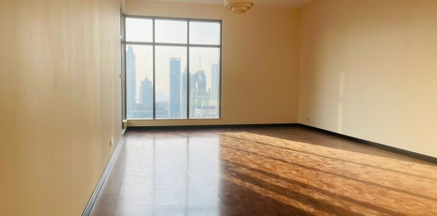Appartement de 2 chambres à Dubai, UAE No. 167862