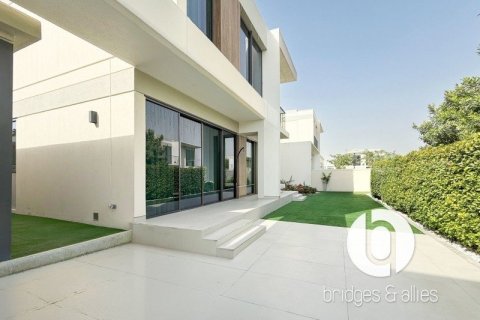 Villa de 4 dormitorios en Tilal Al Ghaf, UAE No. 171532