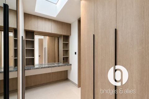 Villa de 4 dormitorios en Tilal Al Ghaf, UAE No. 171530 14