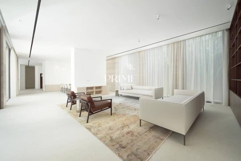 Villa de 7 dormitorios  No. 115600 5