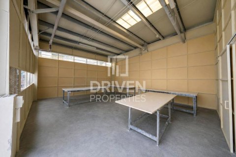 2097.56m² Warehouse in Dubai, UAE No. 193847 8