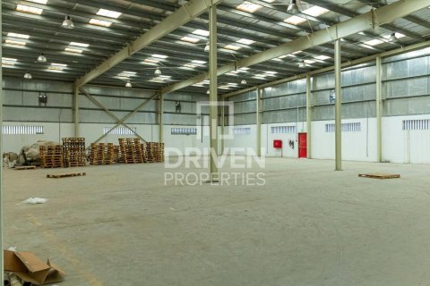 2759.78m² Warehouse in Jebel Ali, UAE No. 193848 3