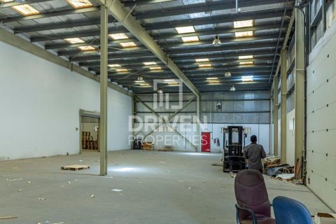 2759.78m² Warehouse in Jebel Ali, UAE No. 193848 4