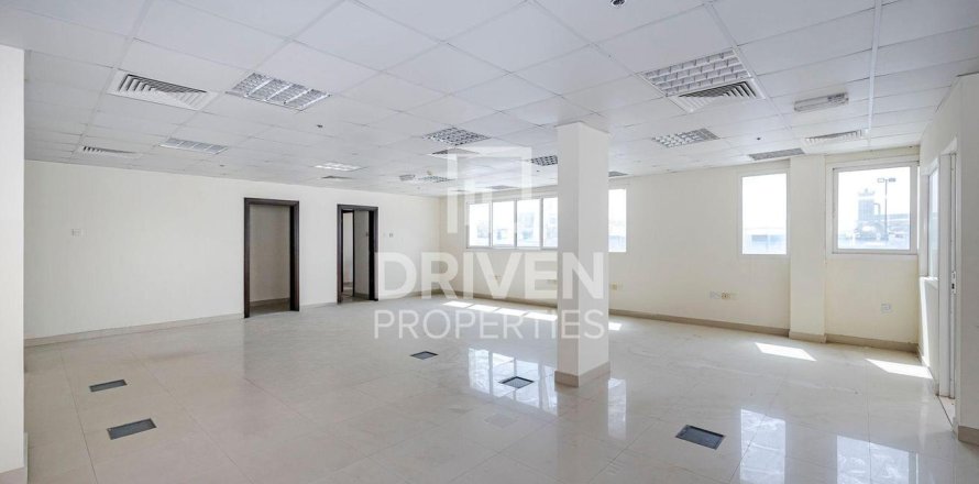 15433.3m² Factory in Jebel Ali, UAE No. 193853