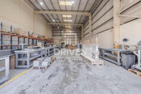2393.37m² Warehouse in Jebel Ali, UAE No. 193851 3