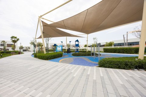 Villa de 5 dormitorios en  Yas Island, UAE No. 89329 3