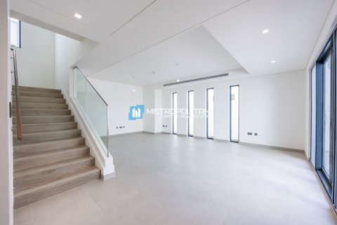 Villa de 5 dormitorios en  Yas Island, UAE No. 89329 18
