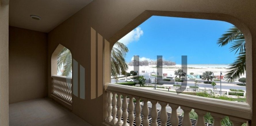 Apartment de 2 dormitorios en  Saadiyat Island, UAE No. 102068