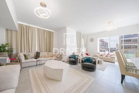 Appartement de 4 chambres  No. 121782 5