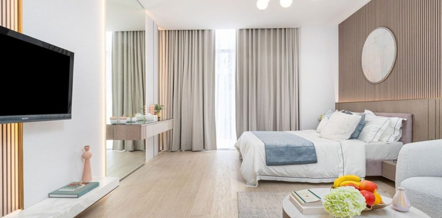 Studio Apartment in Dubai, UAE No. 169605