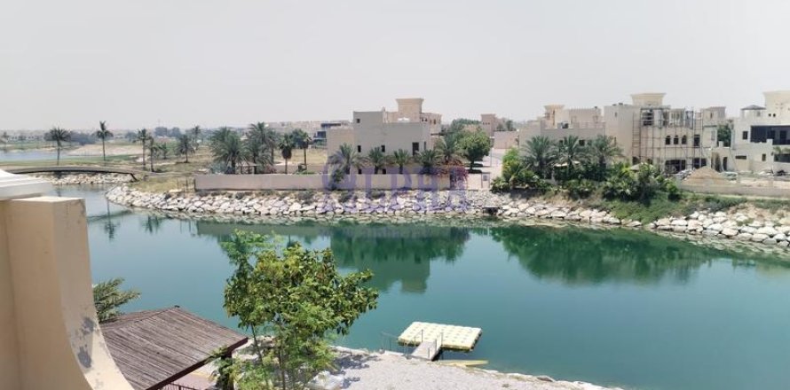 4 bedrooms Townhouse  No. 117219