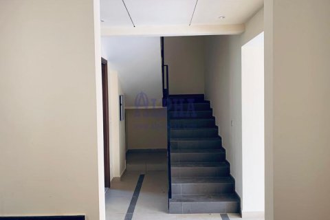 4 bedrooms Townhouse  No. 117219 8