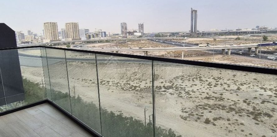 Apartment de 2 dormitorios en District 12, UAE No. 163787