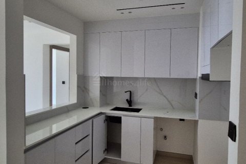 Apartment de 2 dormitorios en District 12, UAE No. 163787 5