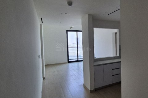 Apartment de 2 dormitorios en District 12, UAE No. 163787 4