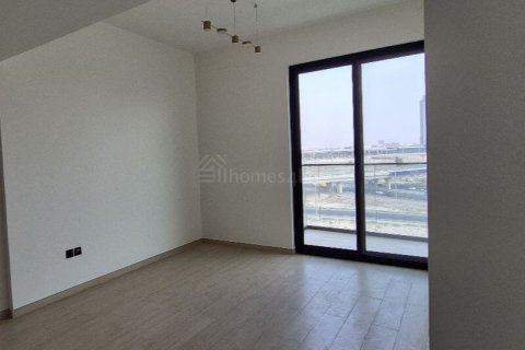 Apartment de 2 dormitorios en District 12, UAE No. 163787 3