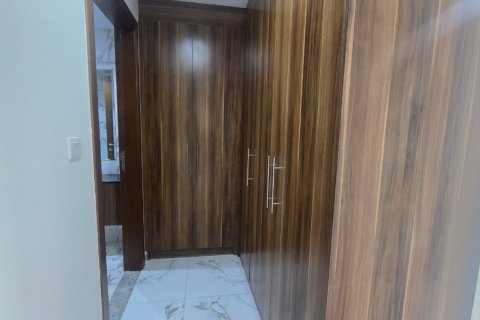 1 bedroom Apartment in Ras Al Khaimah, UAE No. 183888 11