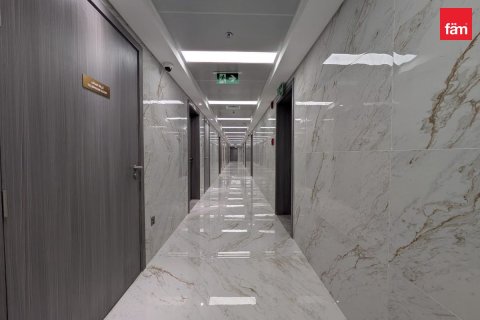 3 bedrooms Apartment in Dubai, UAE No. 210860 15