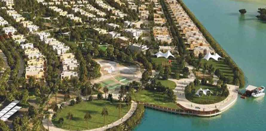 980مربع، قطعة أرض في أبو ظبي, الإمارات العربية المتحدة رقم 150068