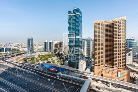 2 bedrooms Apartment in Dubai Internet City, UAE No. 190051 5