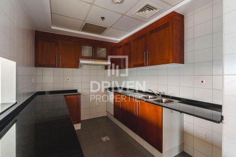 2 bedrooms Duplex in Dubai Internet City, UAE No. 190050 9
