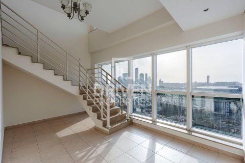 2 bedrooms Duplex in Dubai Internet City, UAE No. 190050 8