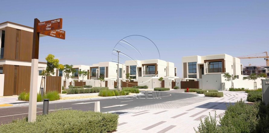Townhouse de 2 dormitorios en Abu Dhabi, UAE No. 27176