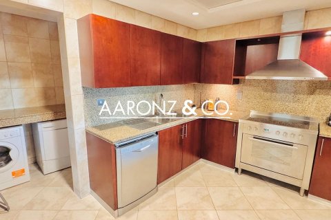 Apartment de 2 dormitorios en Jumeirah Beach Residence, UAE No. 141825 9