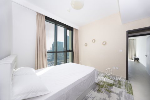 Квартира с 2 спальнями в Даунтаун Дубай (Даунтаун Бурдж Дубай), ОАЭ №141827 15