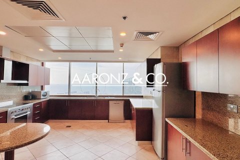 Apartment de 4 dormitorios en Jumeirah Beach Residence, UAE No. 141823 13