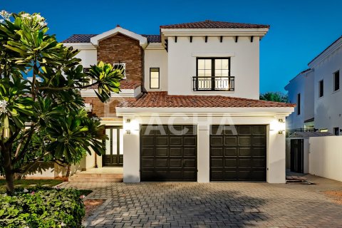 4 bedrooms Villa in Jumeirah Golf Estates, UAE No. 166735 5