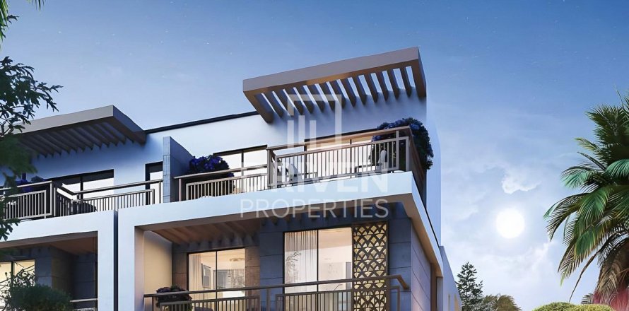 4 bedrooms Townhouse in Dubai, UAE No. 191263