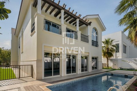 5 غرفة نوم  فيلا في District One, الإمارات العربية المتحدة رقم 191632