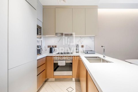 Квартира с 2 спальнями в The Address Residences Dubai Opera, ОАЭ №192700 5