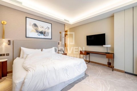 Квартира с 2 спальнями в The Address Residences Dubai Opera, ОАЭ №192700 11
