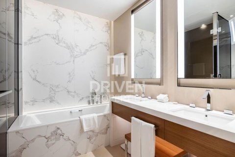 Квартира с 1 спальней в The Address Residences Dubai Opera, ОАЭ №192701 10