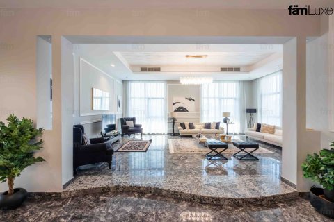 Villa de 5 dormitorios en Al Barsha, UAE No. 162410 4