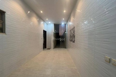 10 bedrooms Villa in Riyadh, Saudi Arabia No. 67984 9