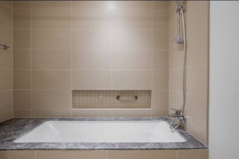 Apartment de 2 dormitorios en 52-42 (FIFTY TWO FORTY TWO TOWER) Dubai, UAE No. 97263 13