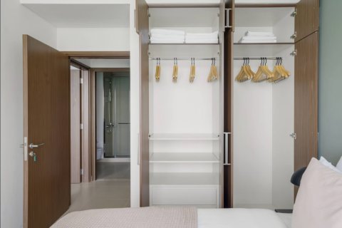 Apartment de 2 dormitorios en 52-42 (FIFTY TWO FORTY TWO TOWER) Dubai, UAE No. 97263 10