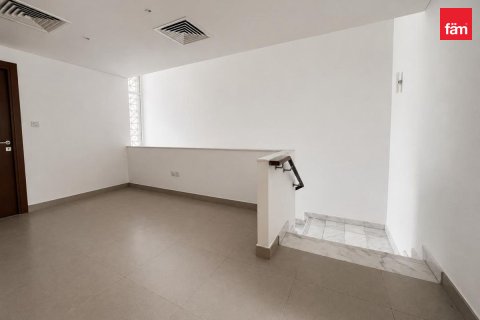 3 bedrooms Townhouse in Dubai, UAE No. 169101 8