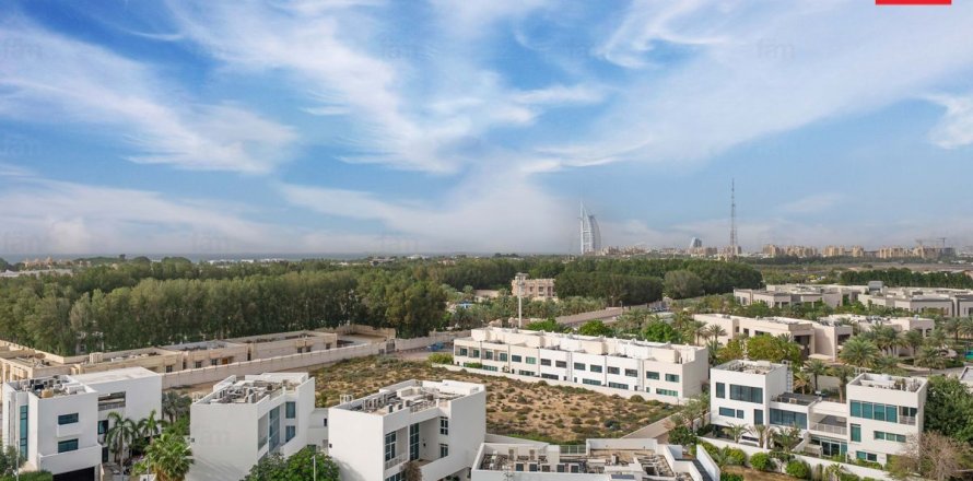 Apartment de 3 dormitorios en Al Sufouh, UAE No. 149557