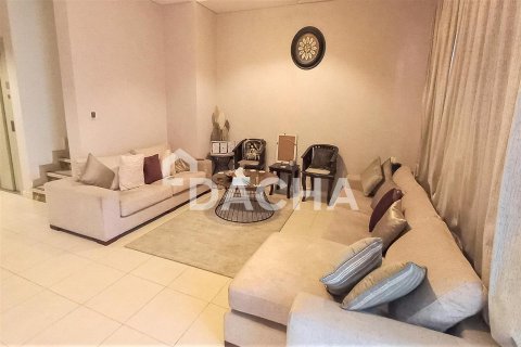 Вилла с 4 спальнями в Джумейра Вилладж Серкл, ОАЭ №25687 2