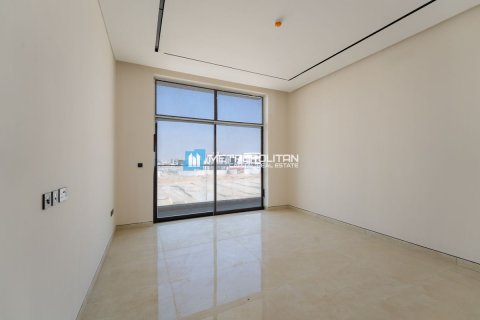 8 غرفة نوم  فيلا  رقم 126307 6