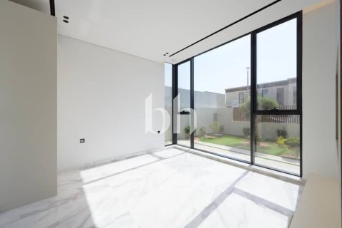 Villa de 5 dormitorios  No. 112914 9