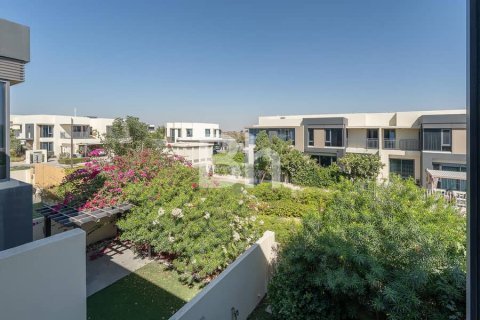 Townhouse de 4 dormitorios  No. 112909 6
