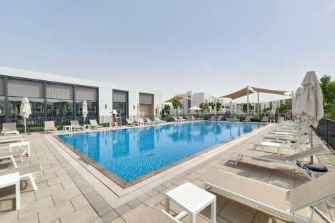 Villa de 3 chambres à Dubai South (Dubai World Central), UAE No. 163347 23