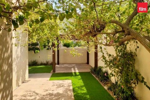 3 bedrooms Townhouse in Dubai, UAE No. 169082 24