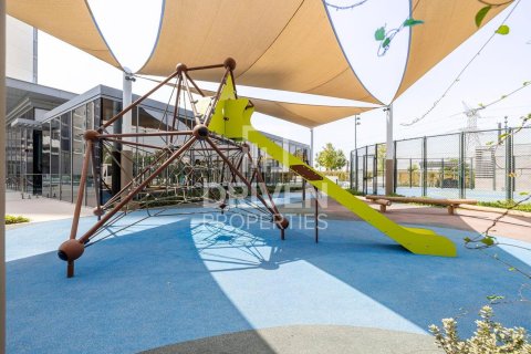 Duplex de 3 dormitorios en District One, UAE No. 190509 31